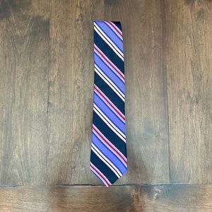 Q Custom Clothier 100% Italian Silk tie